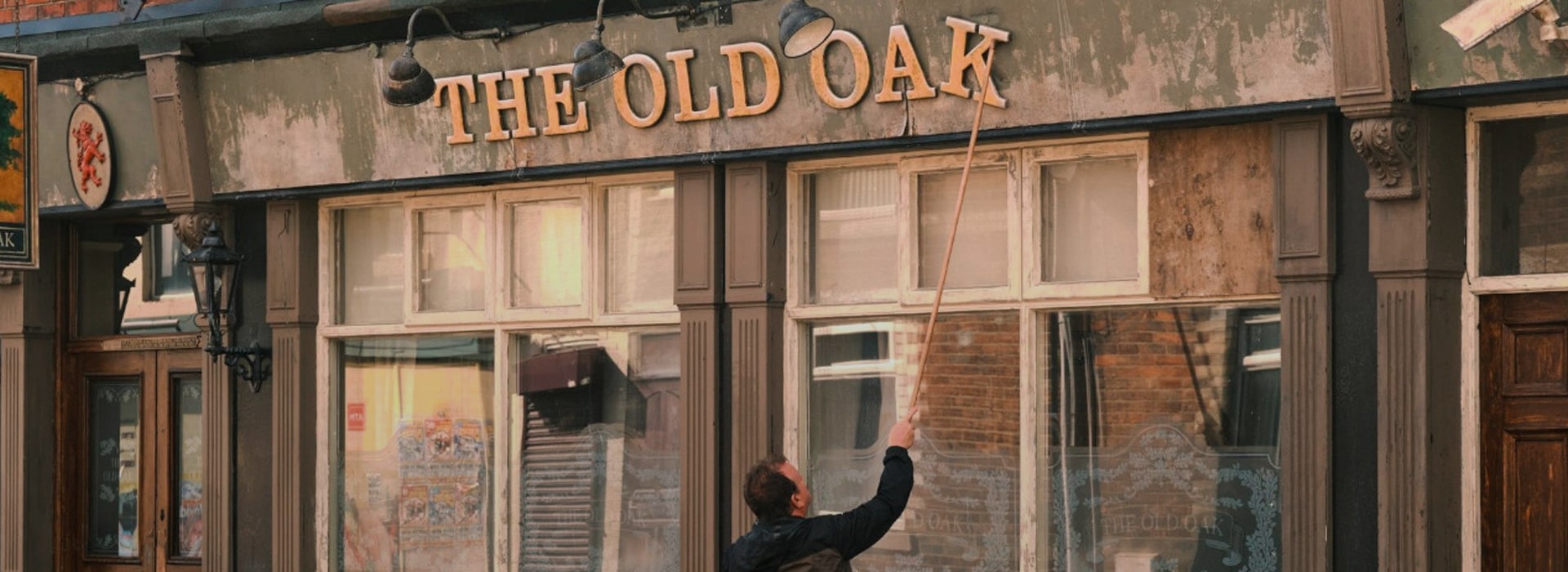 THE OLD OAK