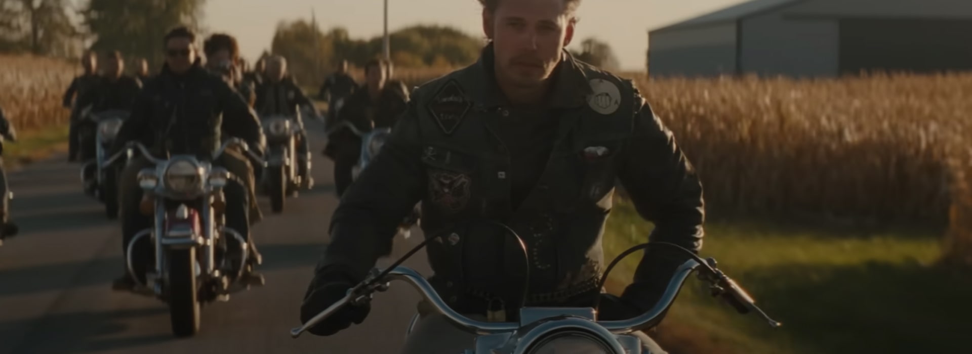 THE BIKERIDERS